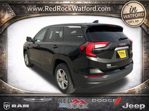 Used 2024 GMC Terrain SLE AWD/4WD image 7