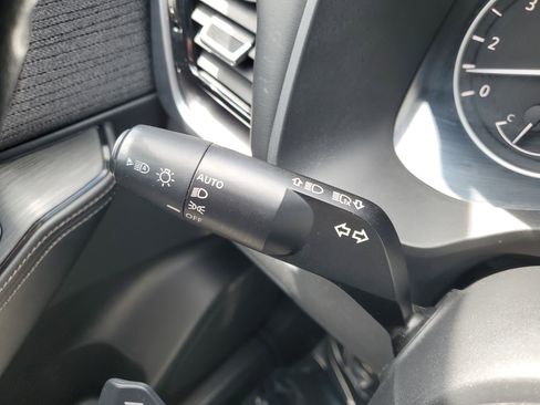 Certified 2023 Nissan Rogue SV image 20