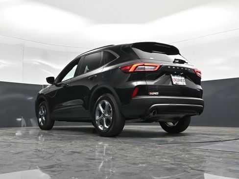 Certified 2025 Ford Escape ST-Line AWD/4WD image 47