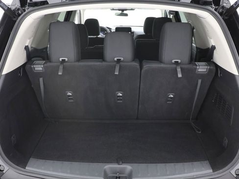 Used 2025 Nissan Pathfinder SV image 26