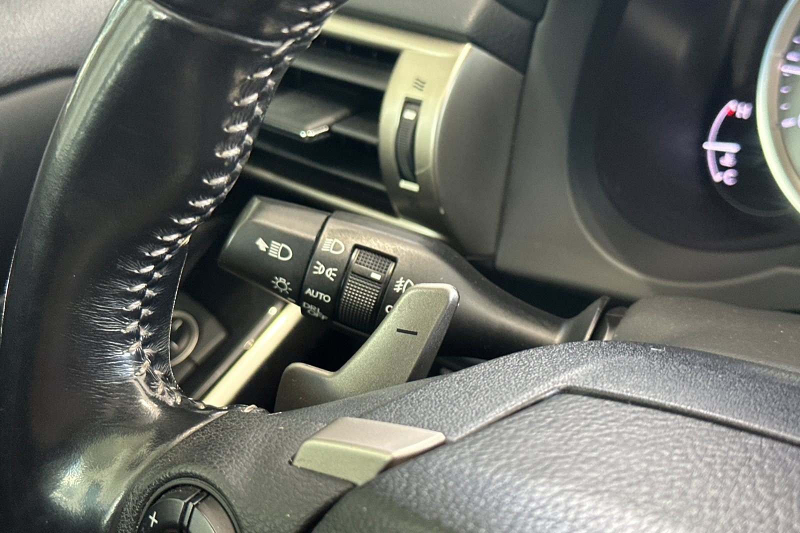 Used 2016 Lexus IS 200t w/ Navigation System Package RWD image 31