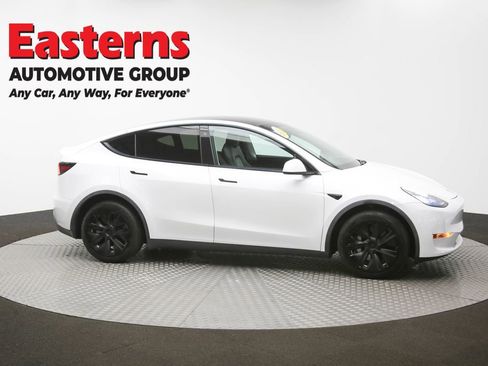 Used 2020 Tesla Model Y Long Range image 43