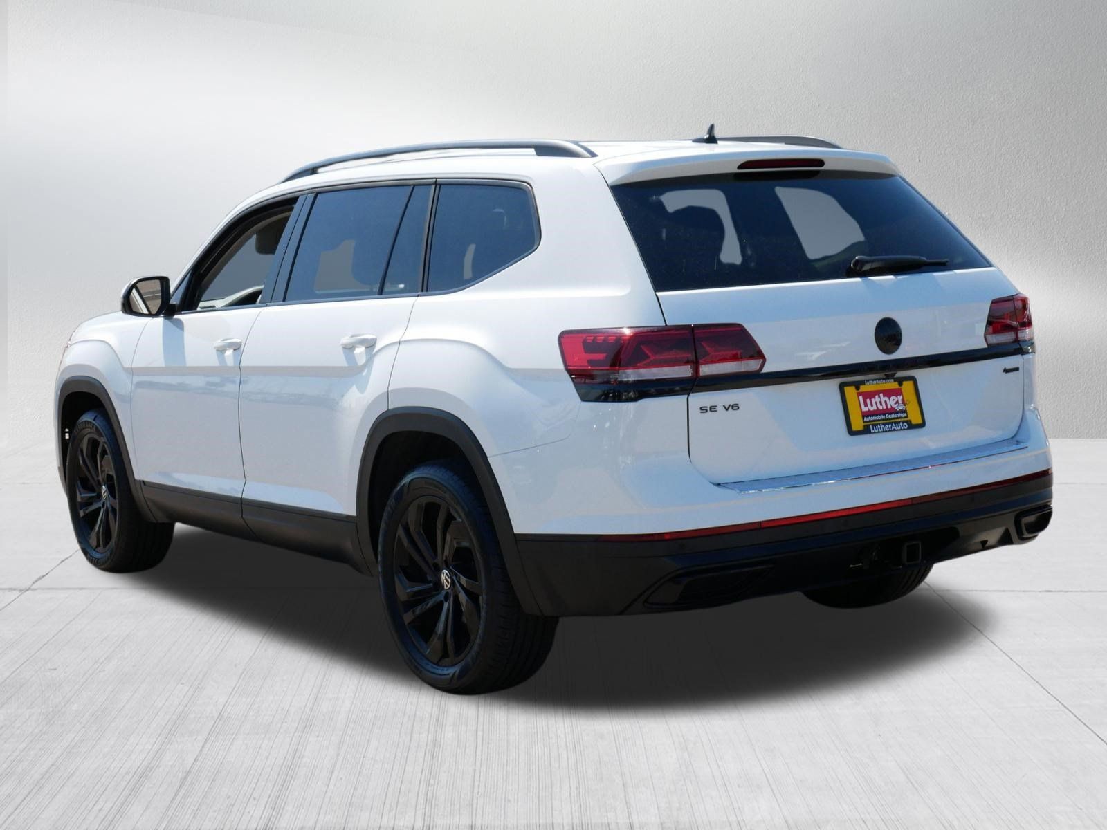 Certified 2023 Volkswagen Atlas SE AWD/4WD image 5