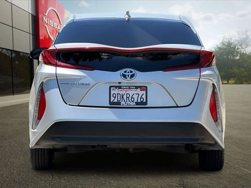 Used 2022 Toyota Prius Prime LE FWD image 8