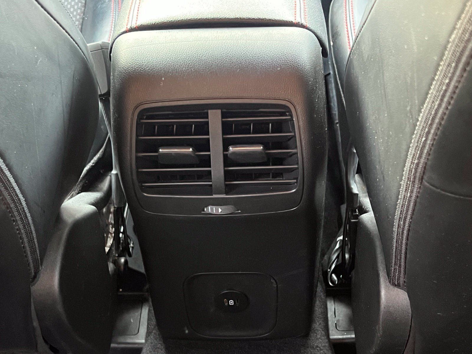 Used 2023 Ford Escape ST-Line Select w/ Tech Pack #2 AWD/4WD image 18