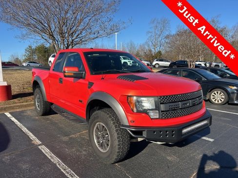 Used 2010 Ford F150 Raptor image 1