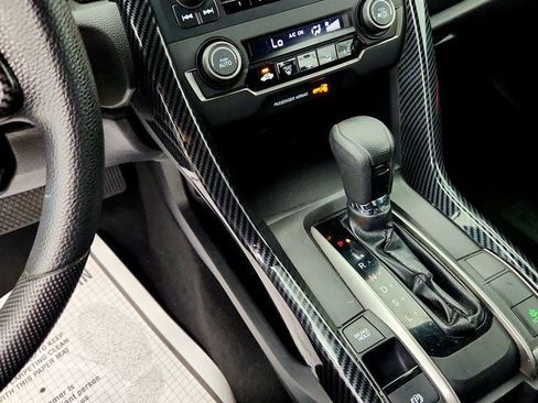Used 2019 Honda Civic LX image 16