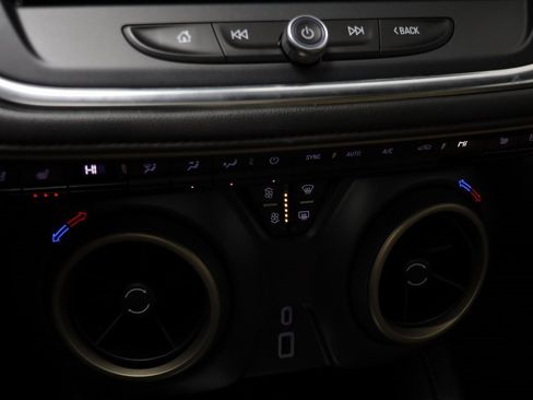 Used 2025 Chevrolet Blazer Premier w/ Driver Confidence II Package image 11