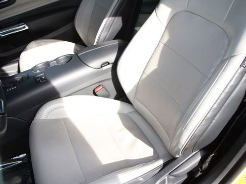 Certified 2024 Ford Mustang GT Premium image 21