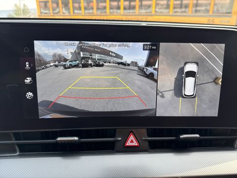 Used 2023 Kia Sportage SX Prestige image 26