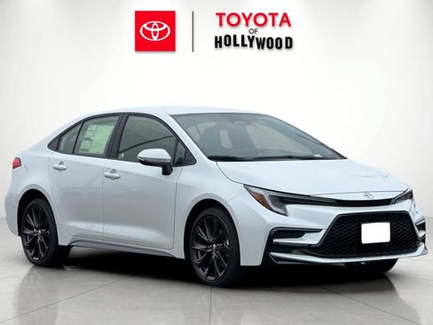 New 2026 Toyota Corolla SE FWD image 2