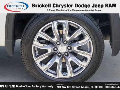Used 2023 GMC Sierra 1500 Denali w/ Denali Reserve Package AWD/4WD image 38