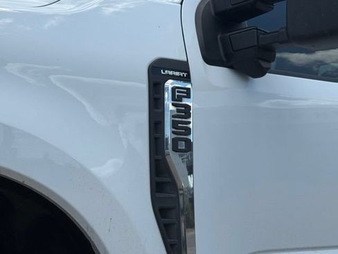 Used 2023 Ford F350 Lariat AWD/4WD image 9