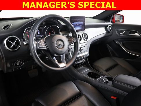 Used 2019 Mercedes-Benz GLA 250 4MATIC image 26