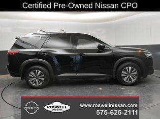 Certified 2025 Nissan Pathfinder SL video 1
