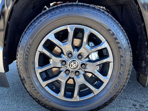 Used 2025 Toyota Sequoia Platinum image 7