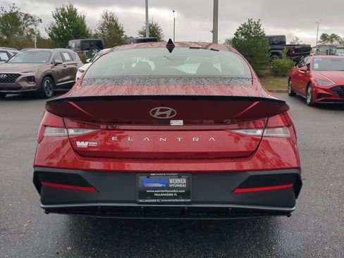 New 2025 Hyundai Elantra Sport image 6
