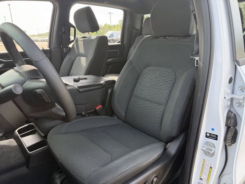 Certified 2025 RAM 1500 Big Horn AWD/4WD image 16