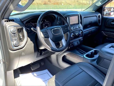 Used 2022 GMC Sierra 1500 Denali w/ Driver Alert Package II image 16