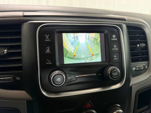 Used 2018 RAM 2500 Tradesman w/ Chrome Appearance Group AWD/4WD image 6
