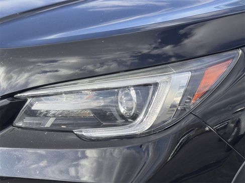 Used 2022 Subaru Ascent Onyx Edition image 10