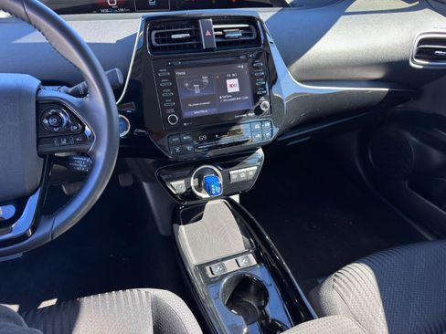Used 2021 Toyota Prius Prime LE image 20