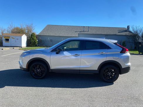 New 2026 Mitsubishi Eclipse Cross LE image 9