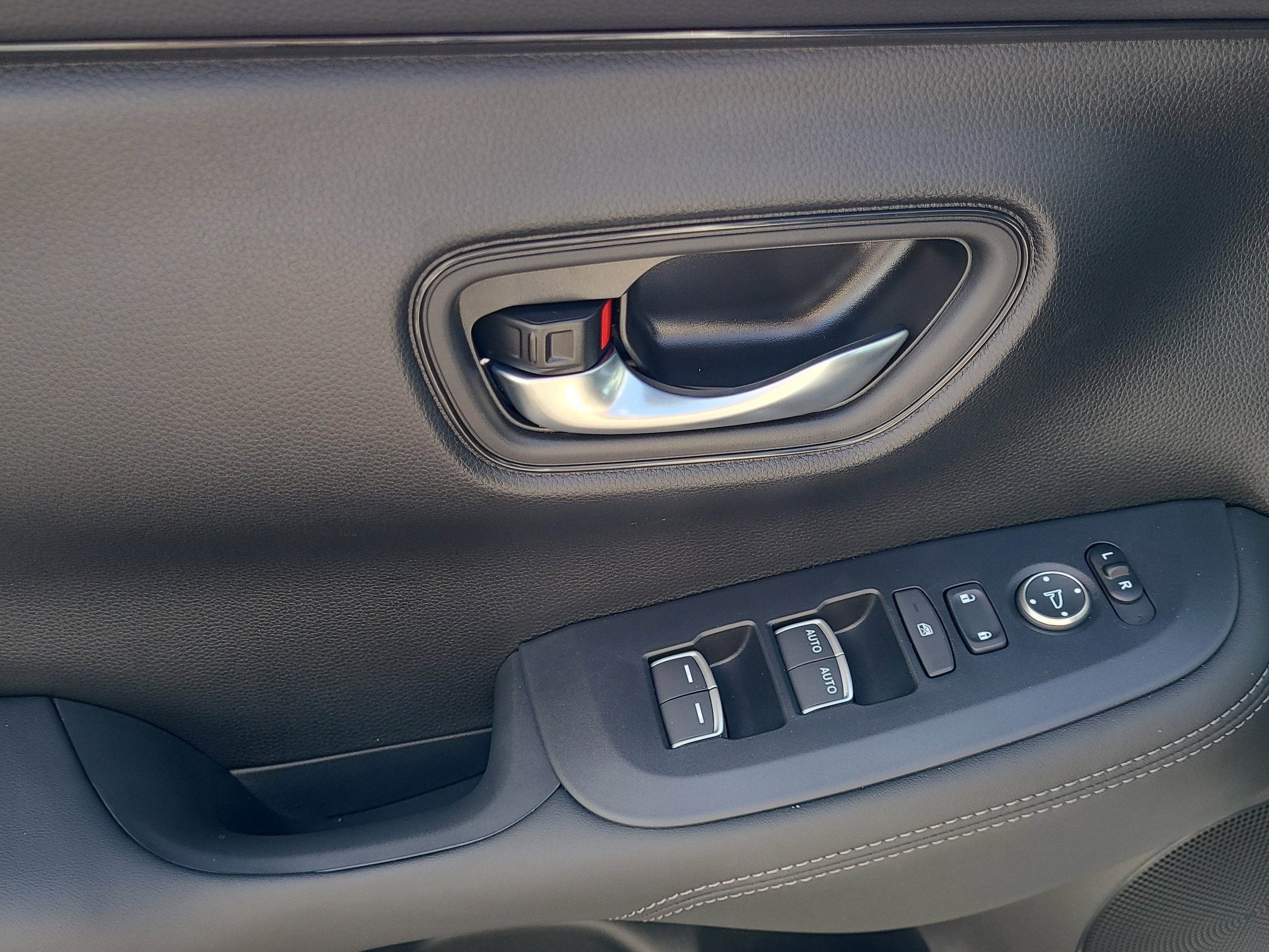 New 2027 Honda HR-V EX-L image 24