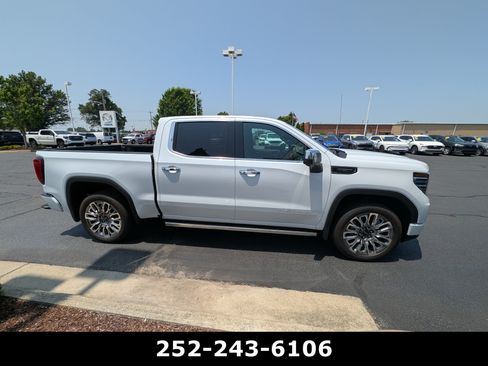 Used 2026 GMC Sierra 1500 Denali Ultimate AWD/4WD image 4