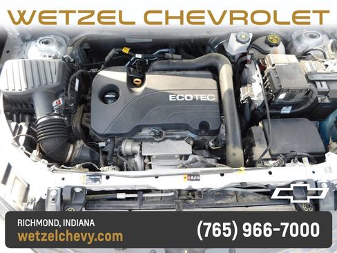 Used 2020 Chevrolet Equinox LT FWD image 38