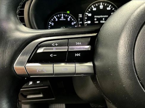 Used 2019 MAZDA MAZDA3 AWD Sedan w/ Preferred Package image 10