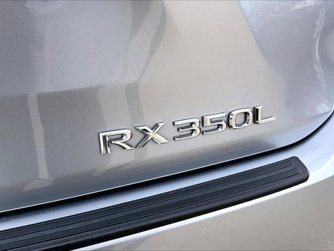 Used 2022 Lexus RX 350L FWD w/ Premium Package image 9