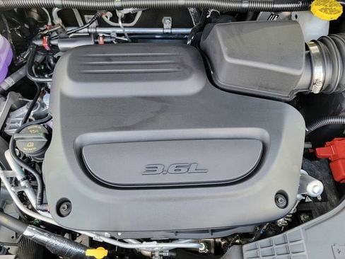 New 2026 Chrysler Pacifica Select image 37