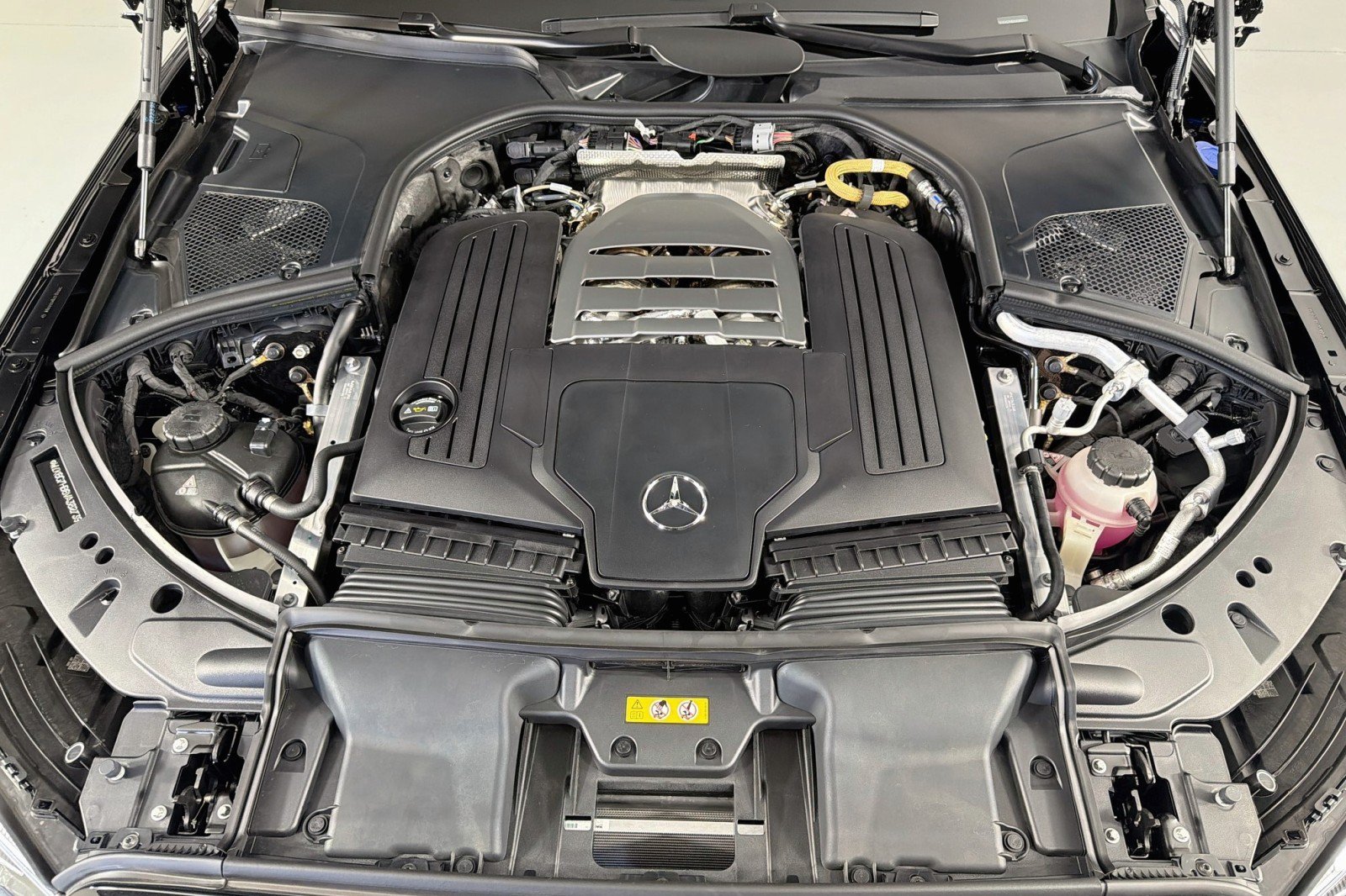 New 2027 Mercedes-Benz S 580 4MATIC Sedan image 10