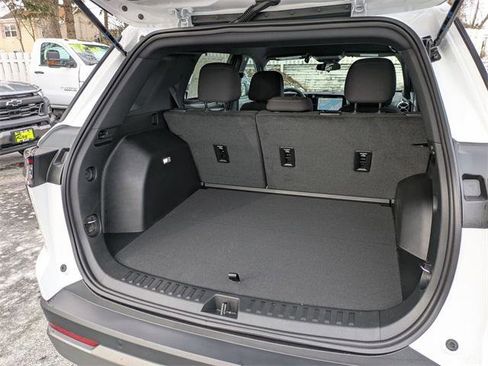 New 2026 Chevrolet Equinox LT image 28