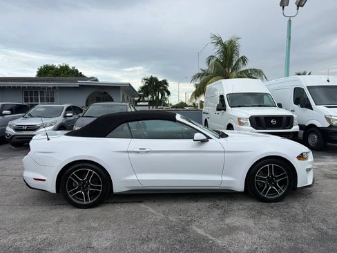 Used 2021 Ford Mustang Premium RWD image 6