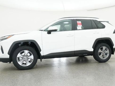 New 2025 Toyota RAV4 XLE image 21