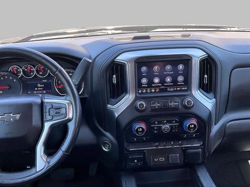 Used 2022 Chevrolet Silverado 1500 RST w/ Convenience Package II AWD/4WD image 8