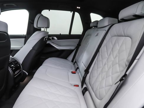 Used 2026 BMW X5 xDrive40i image 22