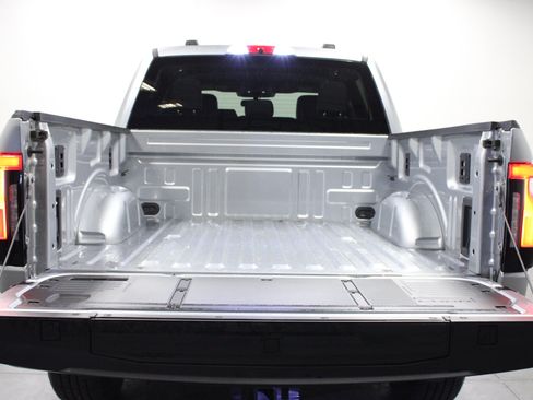 Used 2025 Ford F150 Lightning Flash AWD/4WD image 14