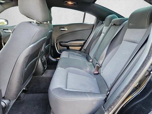 Used 2018 Dodge Charger SXT w/ Blacktop Package RWD image 14