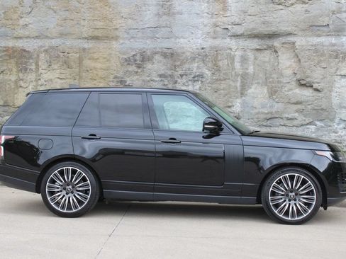 Used 2019 Land Rover Range Rover Supercharged AWD/4WD image 8