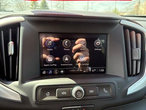 Certified 2023 GMC Terrain SLE w/ Driver Convenience Package FWD image 11