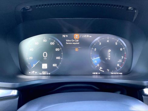 Used 2019 Volvo S60 T5 R-Design image 26