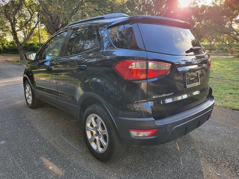 Used 2021 Ford EcoSport SE w/ SE Convenience Package image 5