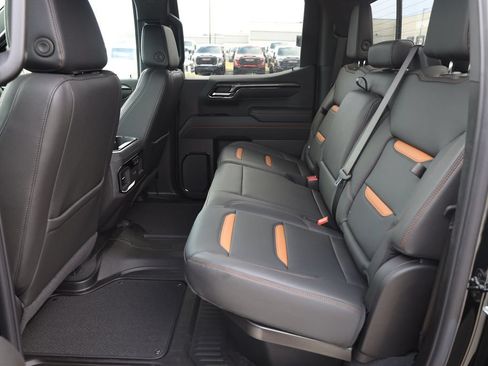 New 2026 GMC Sierra 1500 AT4 w/ AT4 Premium Package AWD/4WD image 18