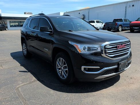 Used 2017 GMC Acadia SLE AWD/4WD image 4