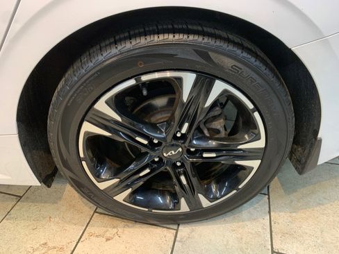 Used 2023 Kia K5 GT-Line AWD/4WD image 12