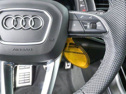 New 2026 Audi SQ7 Prestige AWD/4WD image 11