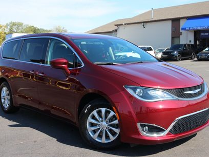 Used 2018 Chrysler Pacifica Touring Plus